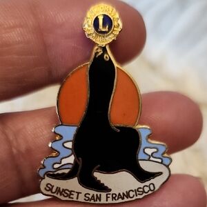 Vintage Lions Club Sunset San Francisco Seal Souvenir Trading Pin